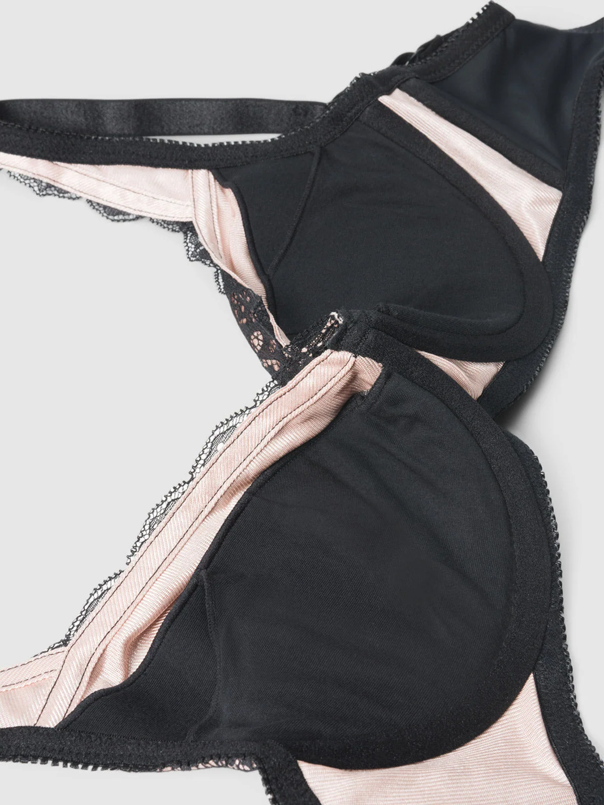 Voluptuous Full Figure Push Up Bra in Contrasting Colors