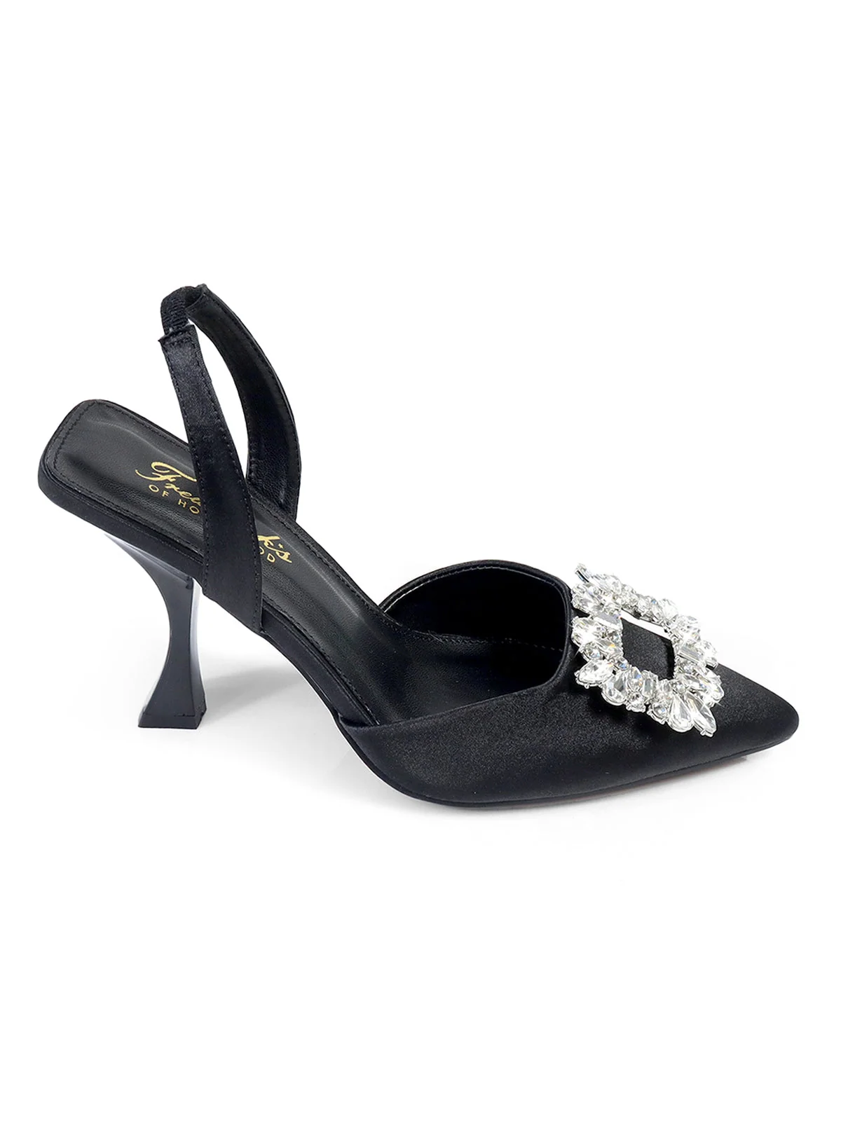 Stella Pump in Black
