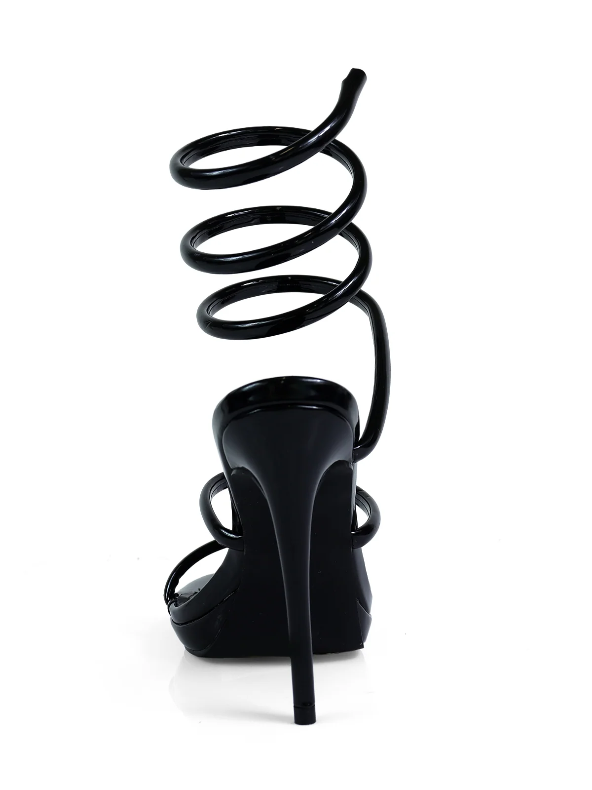 Sabine Round Toe Heel in Black with a Timeless Round Toe Shape
