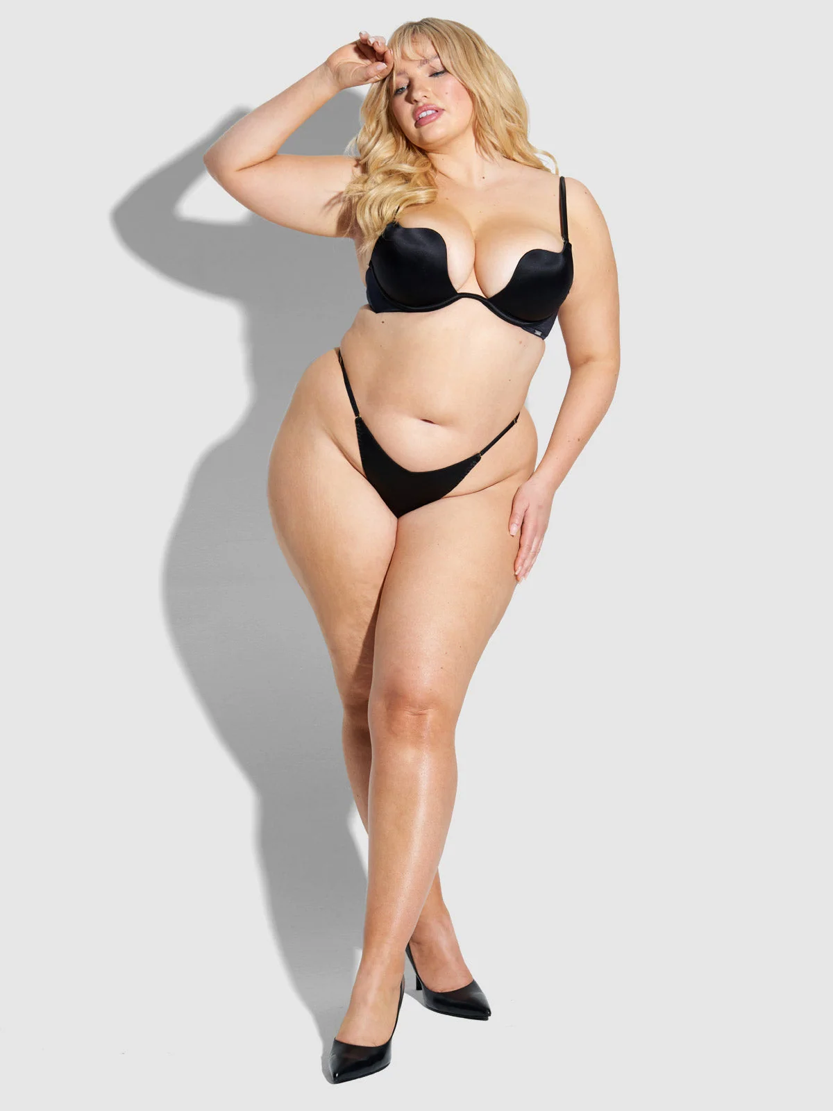 Lexi Liquid Satin G-String in Black