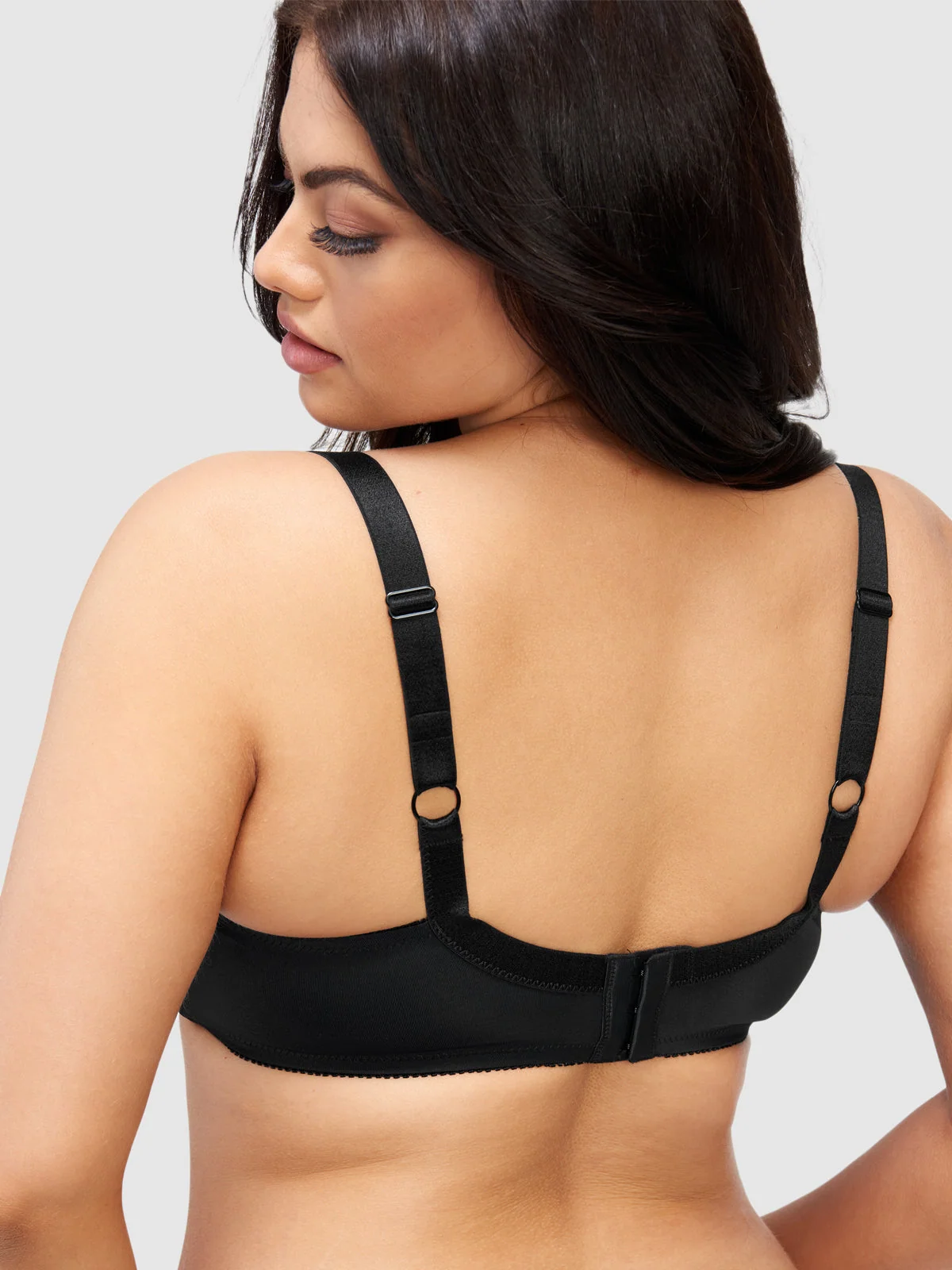 Voluptuous Full Figure Push Up Bra in Contrasting Colors