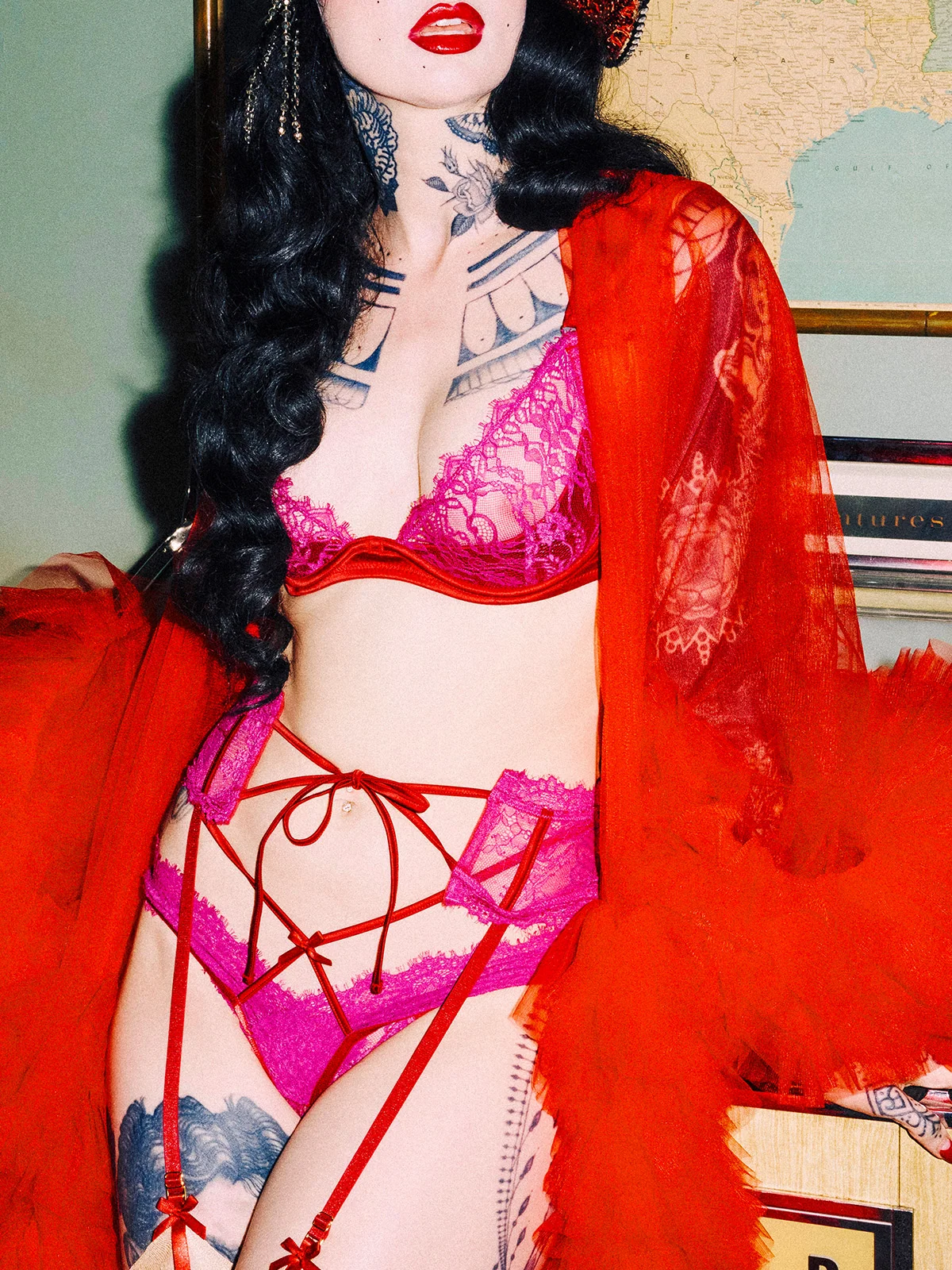 Rosalind Lace Garter with Adjustable Straps