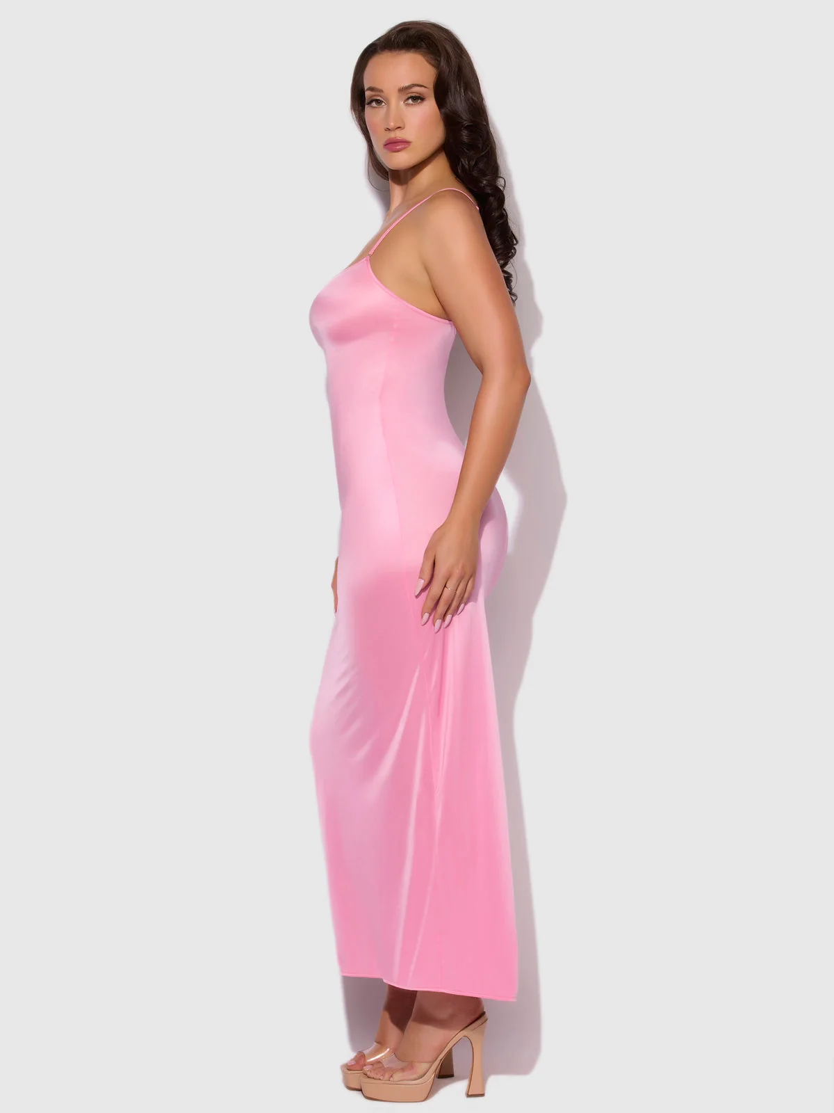 Neev Oil Slick Maxi Gown 柔滑泡泡糖粉