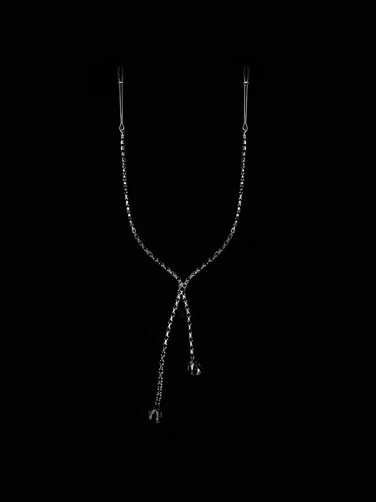 Ziggy Rhinestone Dangle Nipple Clamp in Black