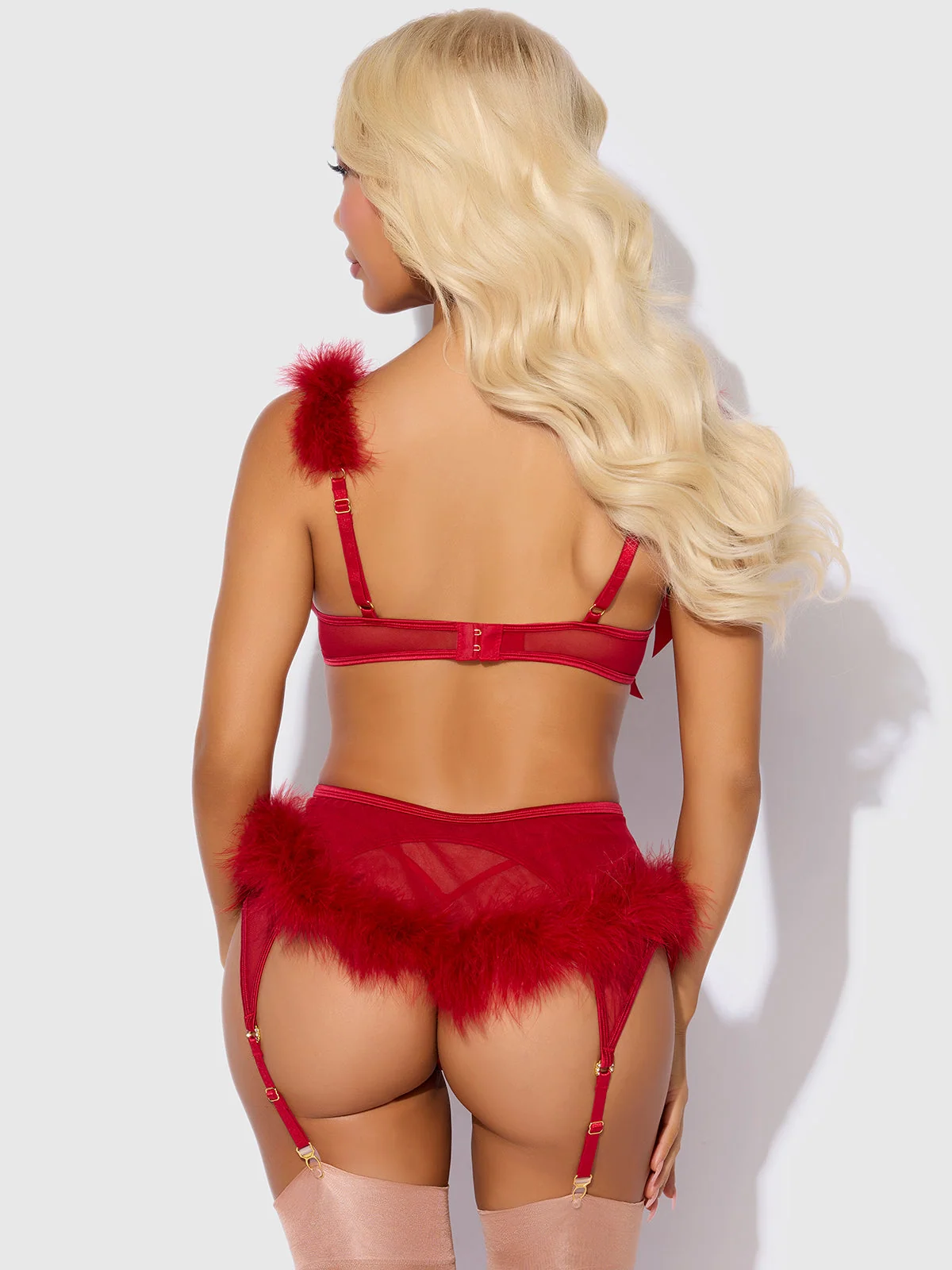 Scarlett Open Cup Marabou 文胸、吊袜带与 G-String 三件套
