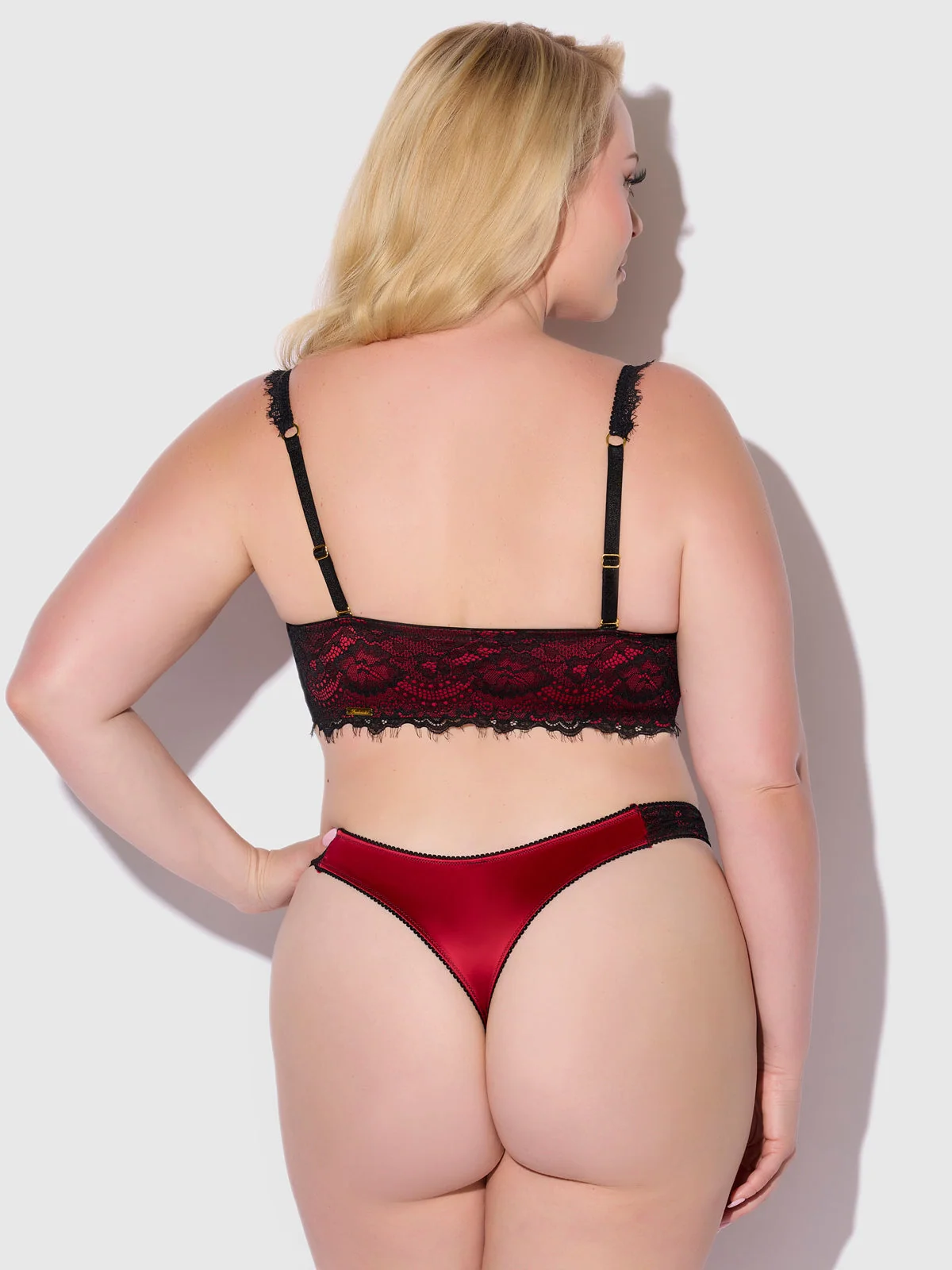 Lexi Lace Strapless Push Up Bra in Crimson Red Black