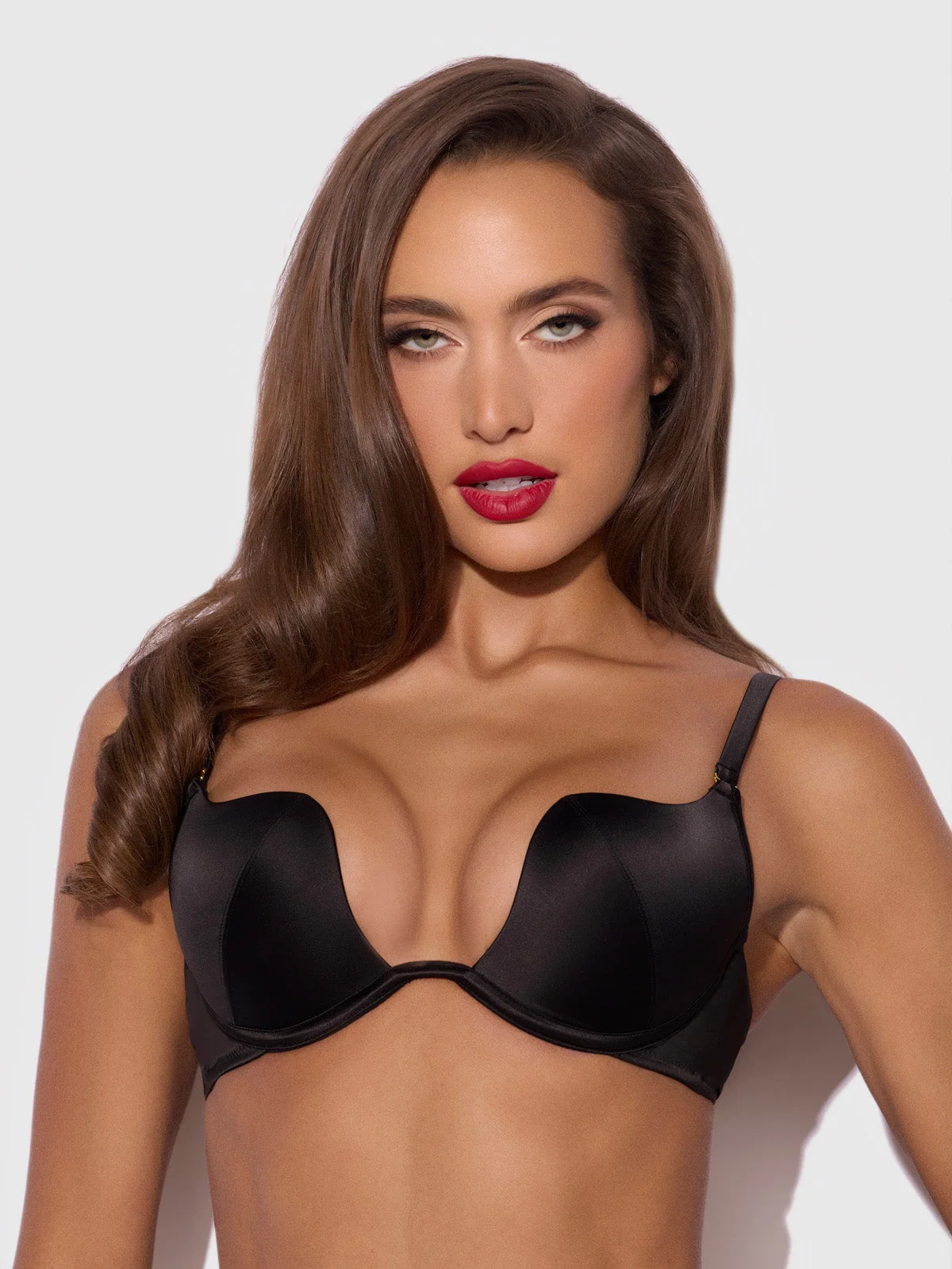 Petra Rising Star Plunge Push-Up Bra with Plush Padding