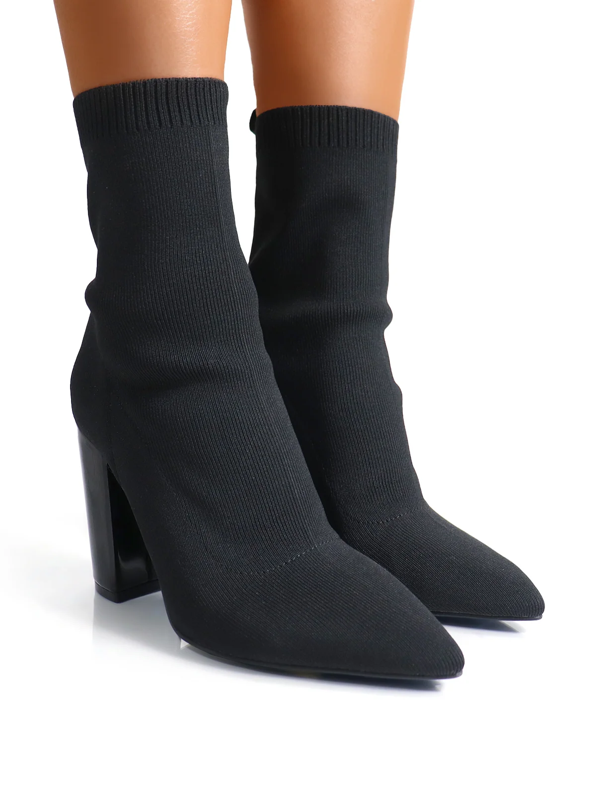 Patty Heeled Ankle Boots in Black With a Pointed Toe