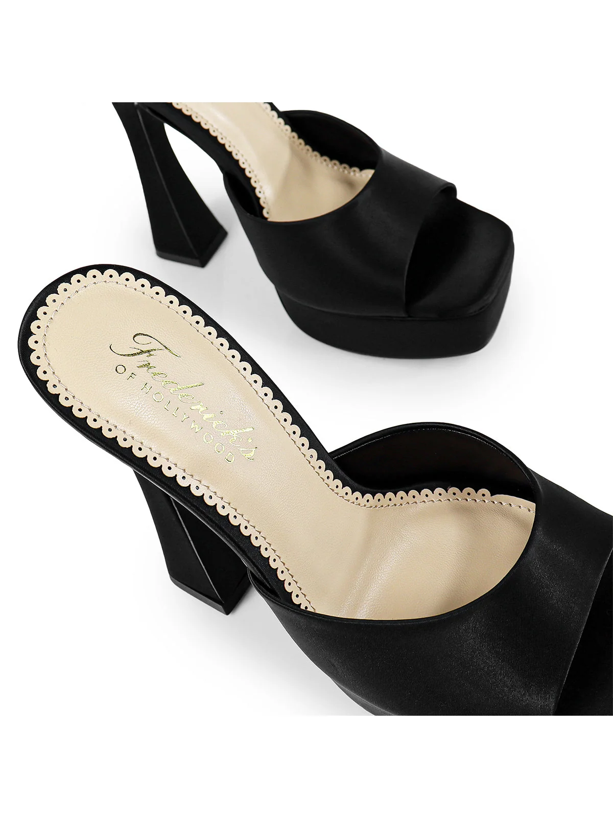 Elaina Platform Mule Heels in Black