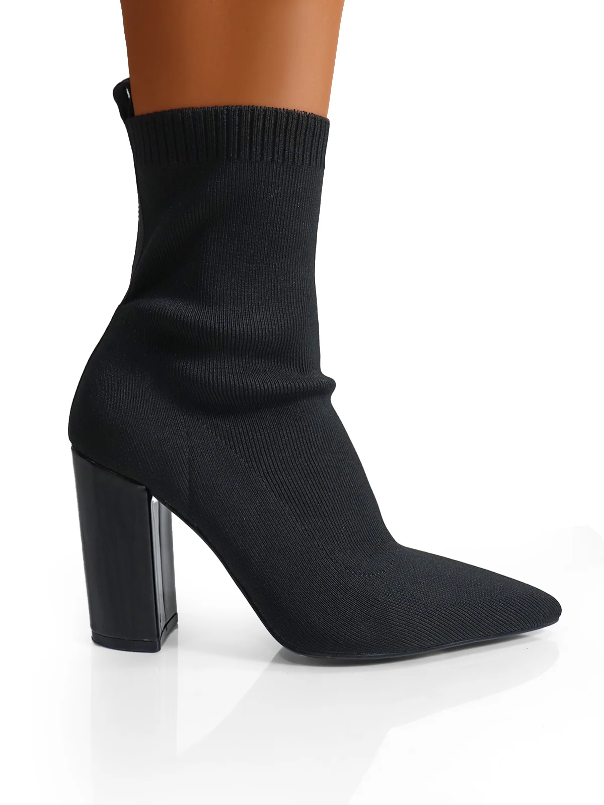 Patty Heeled Ankle Boots in Black With a Pointed Toe